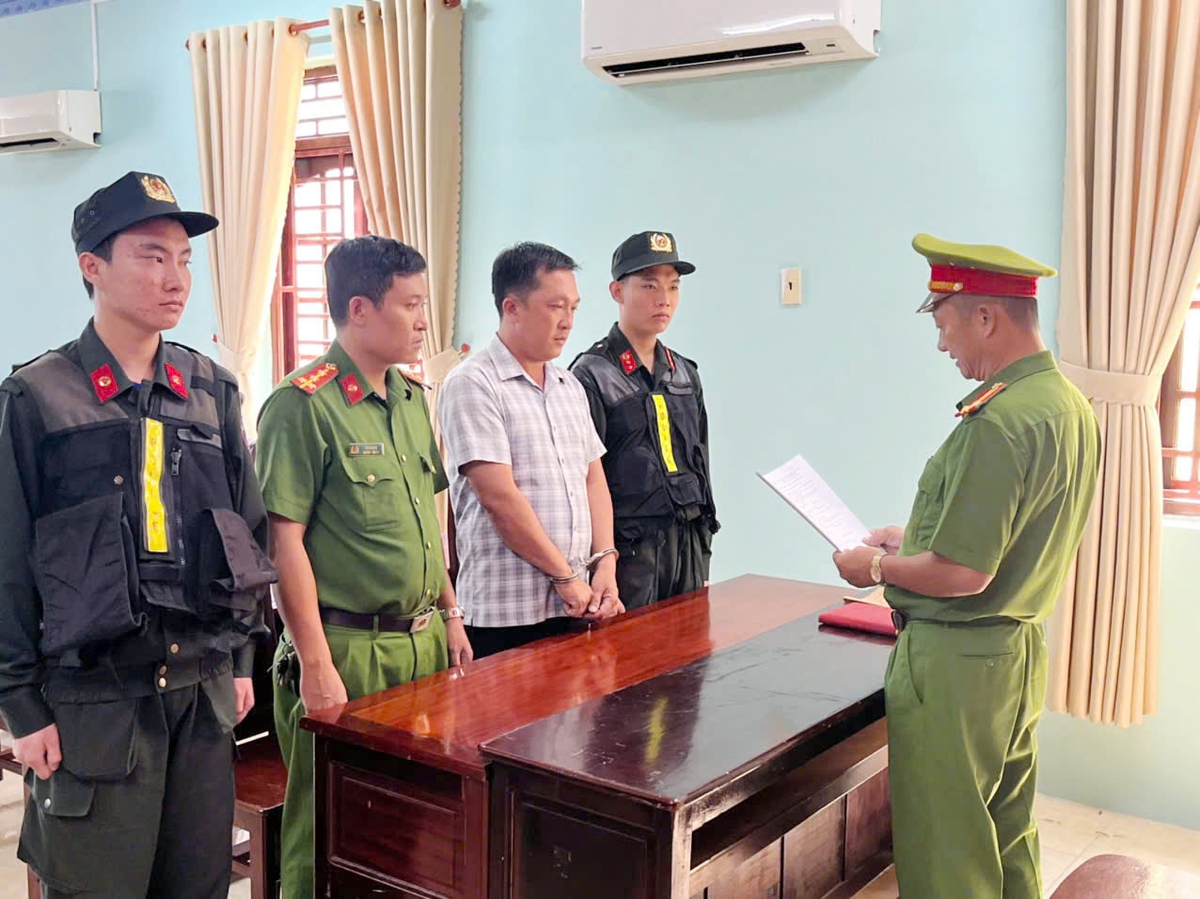 Triệt phá đường dây sản xuất, buôn bán máy biến áp giả quy mô lớn- Ảnh 1.