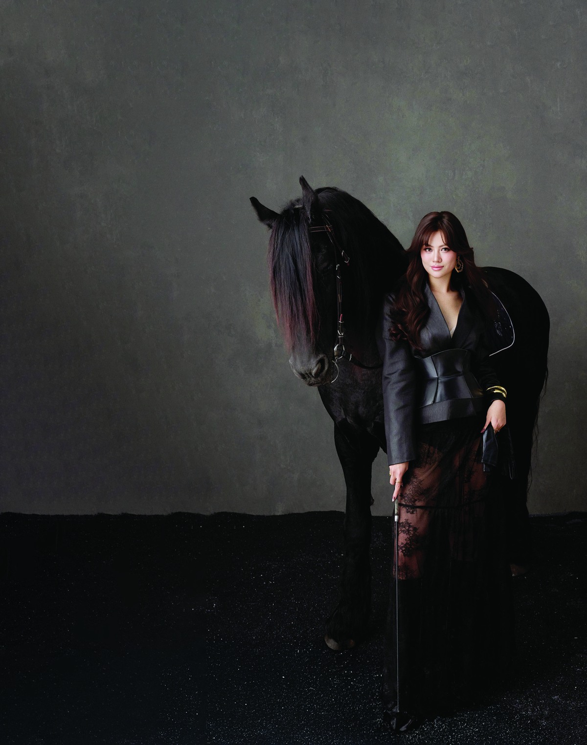 Miss Photo Vũ Hương Giang cá tính trong bộ ảnh chào Xuân Bính Ngọ- Ảnh 4.