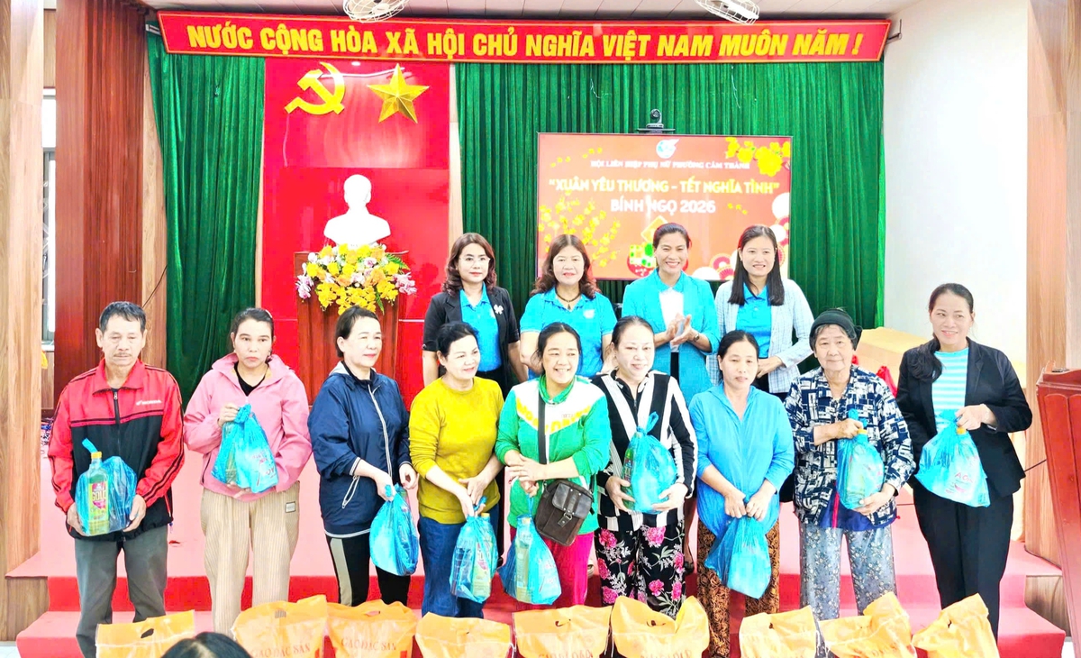 Chăm lo Tết cho hội viên, phụ nữ và trẻ em có hoàn cảnh khó khăn- Ảnh 4.