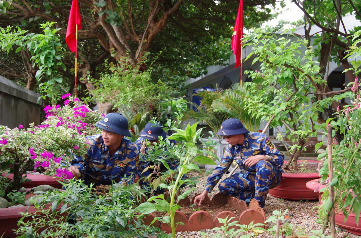 Ngày cuối năm nhiều cảm xúc ở Trường Sa- Ảnh 4. Ngày cuối năm nhiều cảm xúc ở Trường Sa- Ảnh 4.