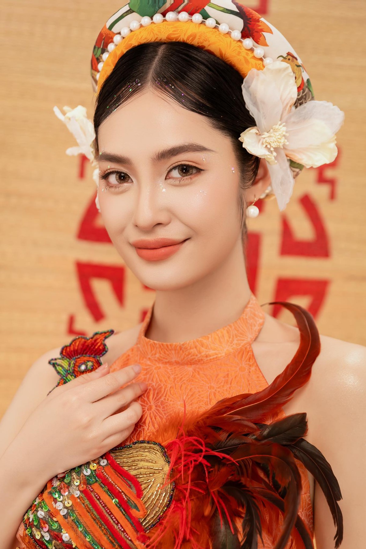 Cái Tết đặc biệt với Hoa hậu Nông Thúy Hằng- Ảnh 2.