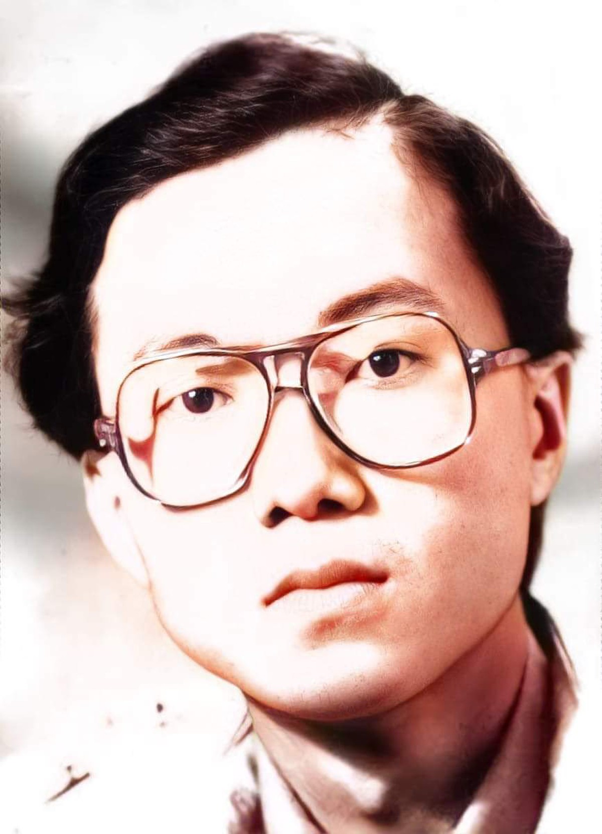 Nhà thơ Hồng Thanh Quang: Chấp nhận những va đập của cuộc đời để có câu thơ hay- Ảnh 2.