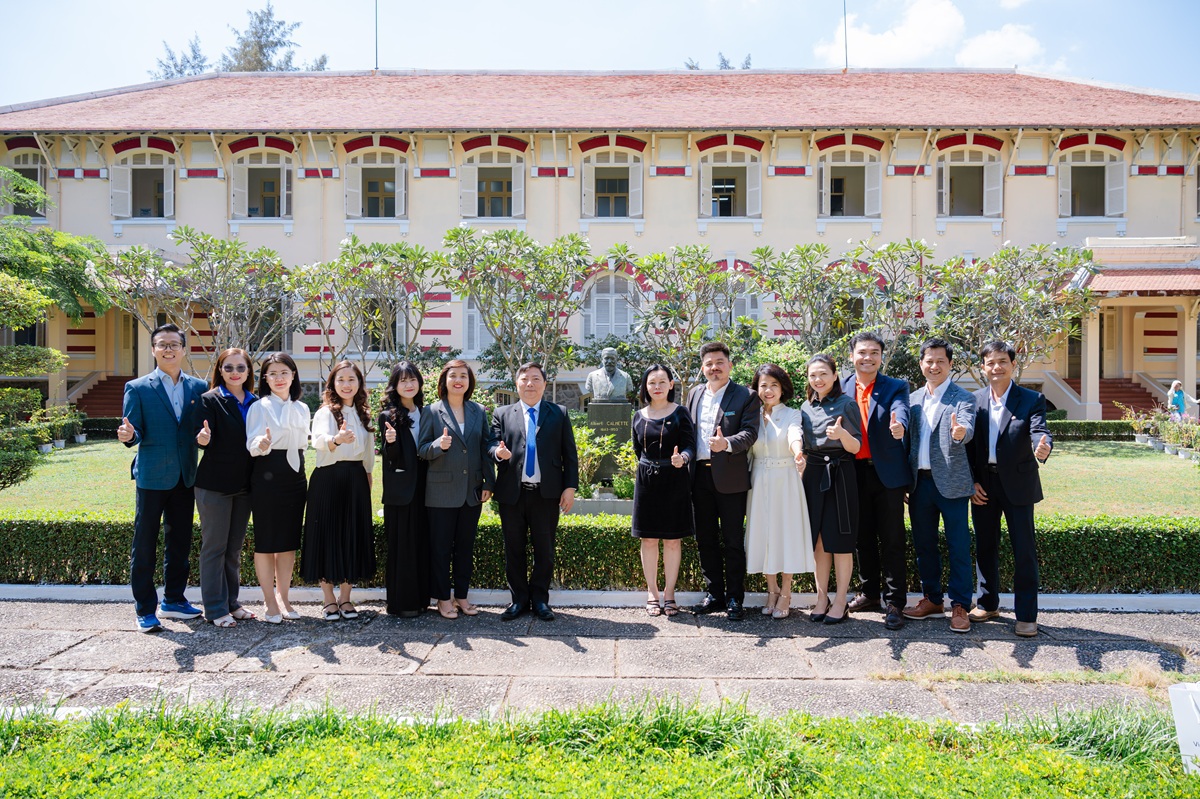 Kết nối nguồn lực y tế dự phòng vì Việt Nam khỏe mạnh: Long Châu và Viện Pasteur TPHCM hợp tác chiến lược toàn diện
- Ảnh 4.