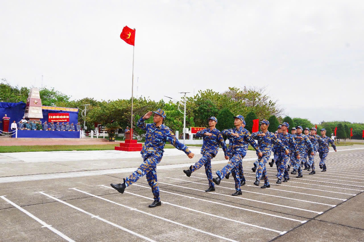 Phát động phong trào thi đua đầu năm mới ở Trường Sa- Ảnh 1.