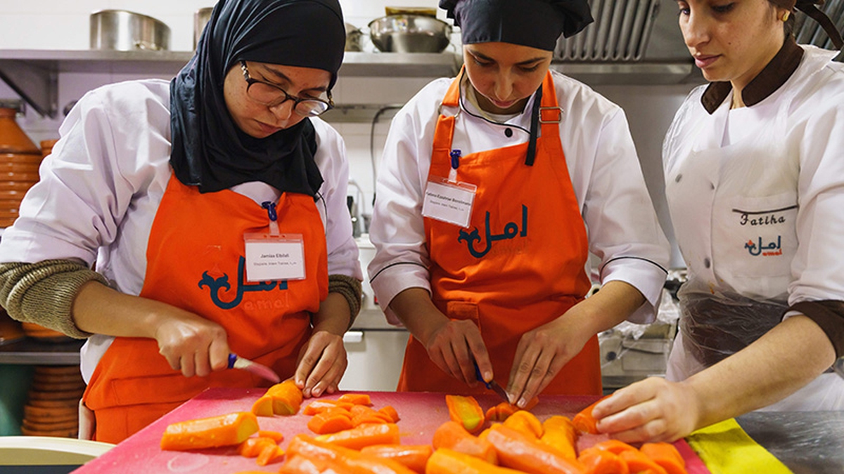 Trao quyền cho phụ nữ Maroc thông qua đào tạo ẩm thực và dịch vụ nhà hàng- Ảnh 1.