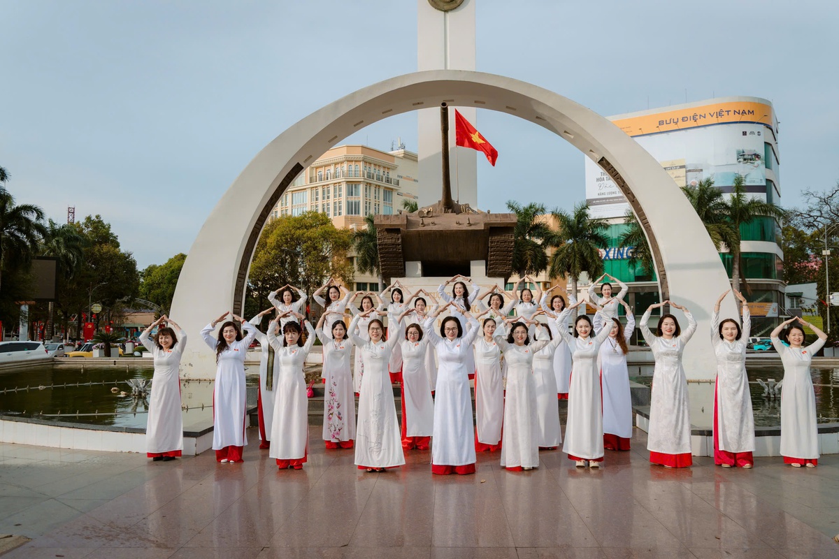 Hội LHPN tỉnh Đắk Lắk phát động Tuần lễ Áo dài 2026- Ảnh 2.