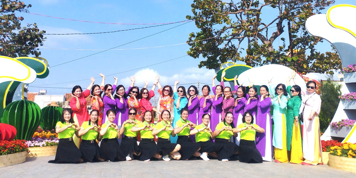 Hội LHPN tỉnh Đắk Lắk phát động Tuần lễ Áo dài 2026- Ảnh 4.