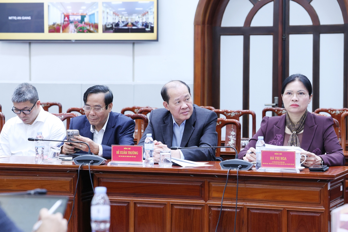 Danh sách người ứng cử đại biểu Quốc hội khóa XVI thuộc khối Mặt trận Tổ quốc Việt Nam- Ảnh 1. Danh sách người ứng cử đại biểu Quốc hội khóa XVI thuộc khối Mặt trận Tổ quốc Việt Nam- Ảnh 1.