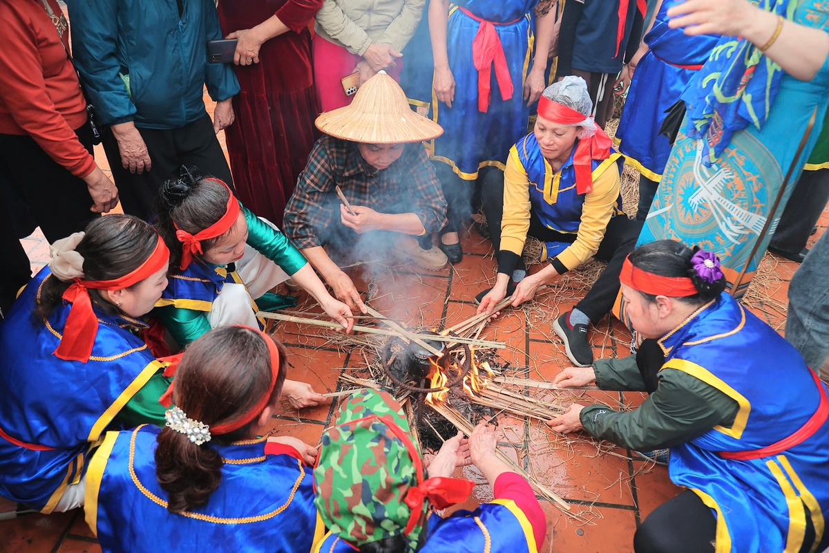 Thi thổi cơm làng Thị Cấm: Nét hội độc đáo ngày xuân ở Hà Nội- Ảnh 7. Thi thổi cơm làng Thị Cấm: Nét hội độc đáo ngày xuân ở Hà Nội- Ảnh 7.