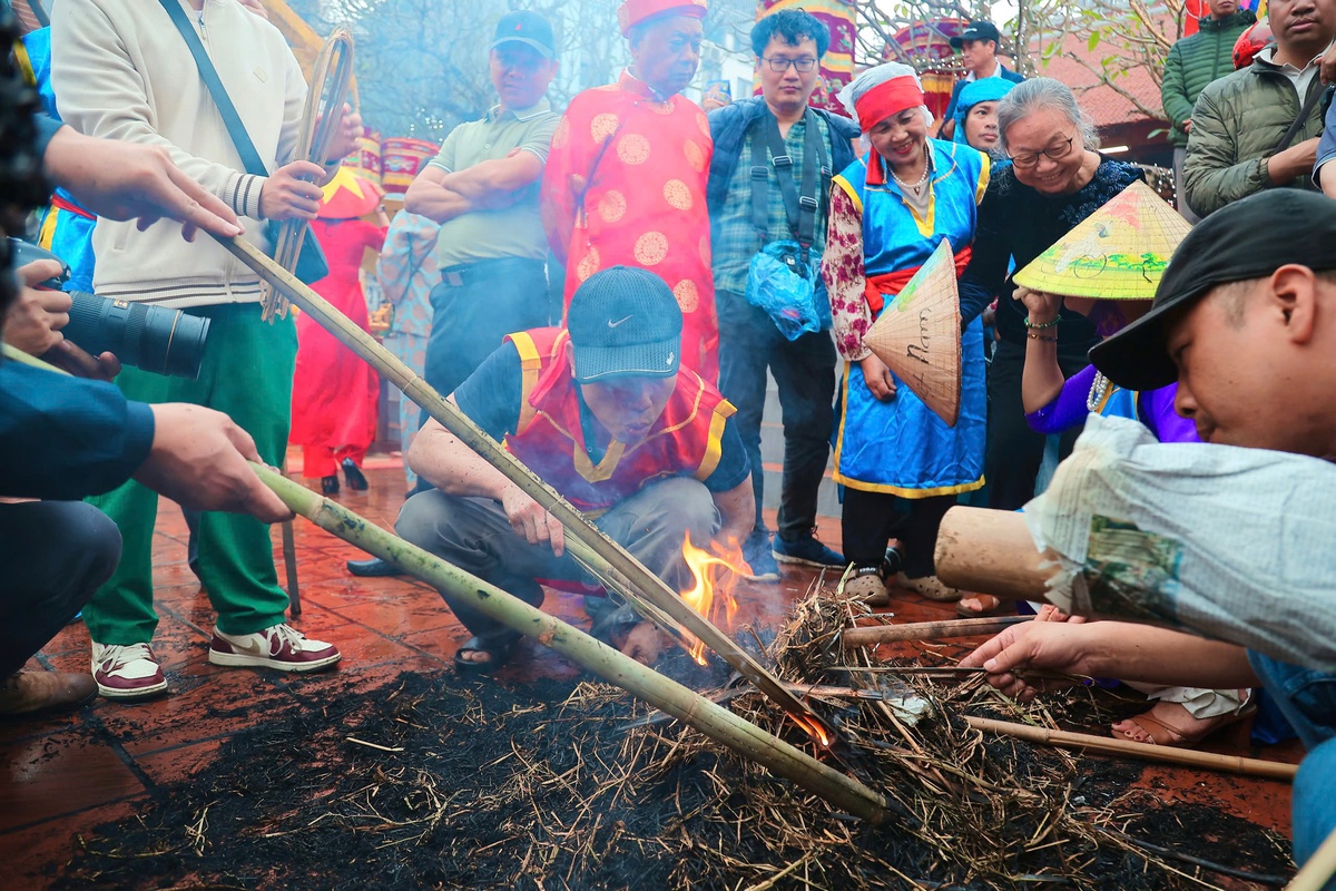 Thi thổi cơm làng Thị Cấm: Nét hội độc đáo ngày xuân ở Hà Nội- Ảnh 9. Thi thổi cơm làng Thị Cấm: Nét hội độc đáo ngày xuân ở Hà Nội- Ảnh 9.