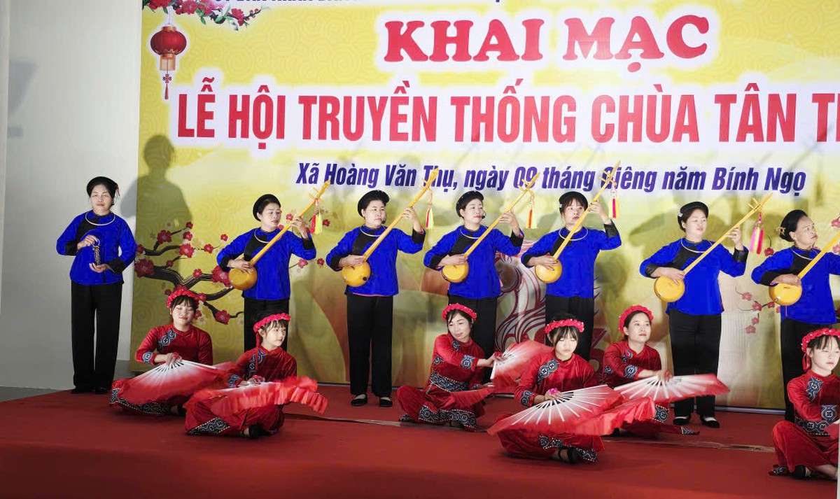 Hàng nghìn người về biên giới Lạng Sơn dự lễ hội chùa Tân Thanh- Ảnh 4. Hàng nghìn người về biên giới Lạng Sơn dự lễ hội chùa Tân Thanh- Ảnh 4.