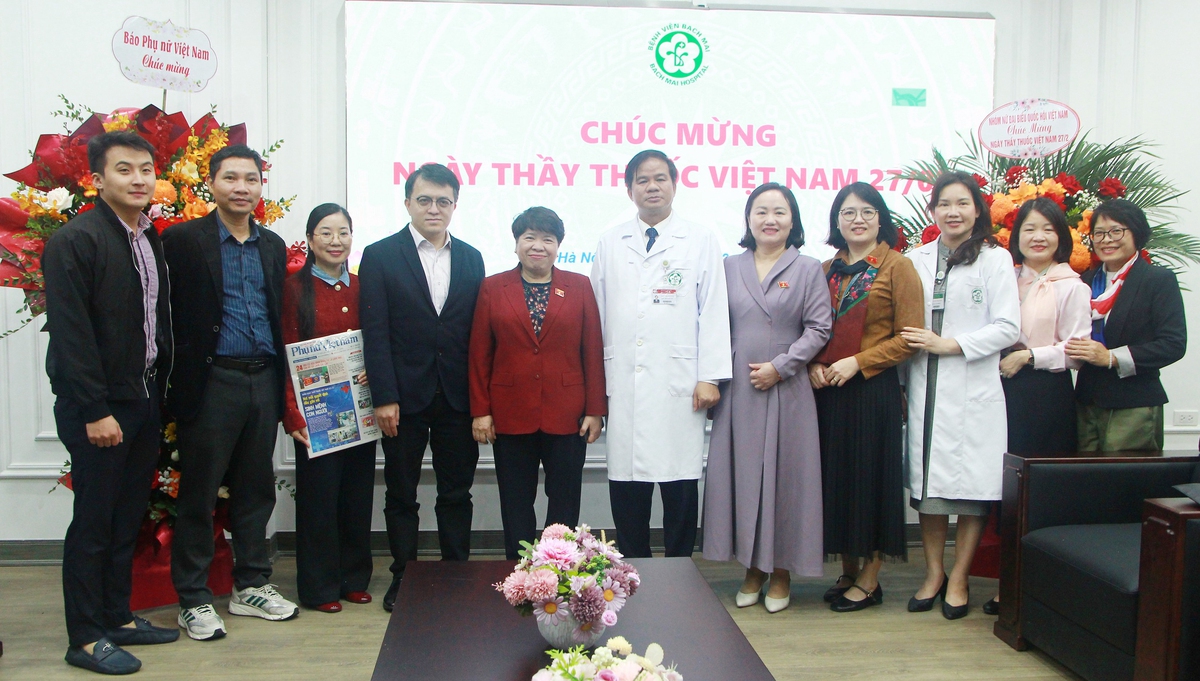 Báo Phụ nữ Việt Nam chúc mừng các bệnh viện, đơn vị y tế nhân Ngày Thầy thuốc Việt Nam 27/2- Ảnh 8. Báo Phụ nữ Việt Nam chúc mừng các bệnh viện, đơn vị y tế nhân Ngày Thầy thuốc Việt Nam 27/2- Ảnh 8.