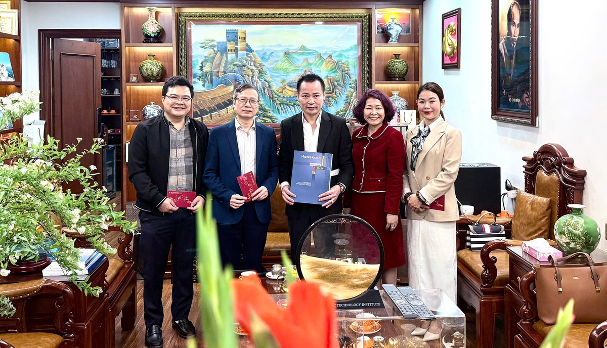 Báo Phụ nữ Việt Nam chúc mừng các bệnh viện, đơn vị y tế nhân Ngày Thầy thuốc Việt Nam 27/2- Ảnh 3. Báo Phụ nữ Việt Nam chúc mừng các bệnh viện, đơn vị y tế nhân Ngày Thầy thuốc Việt Nam 27/2- Ảnh 3.