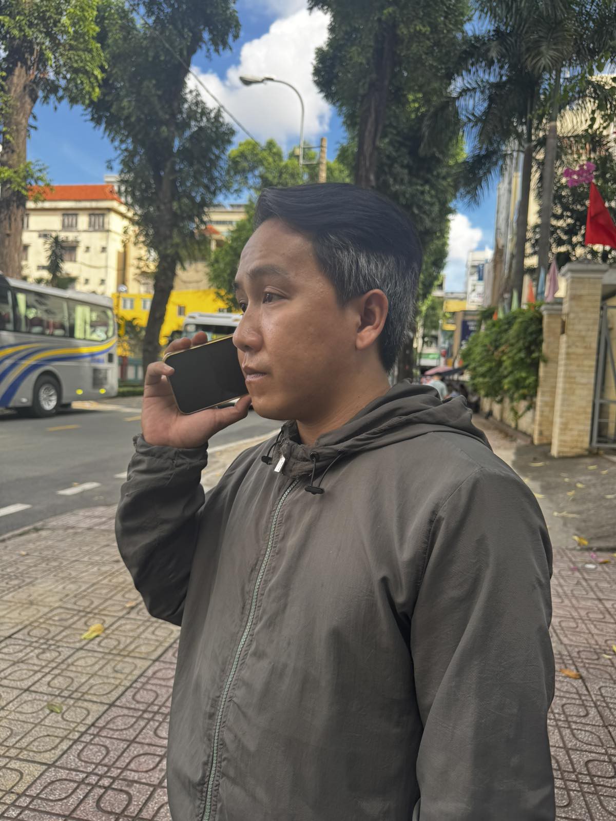 Chàng trai ngày nào cũng soạn đơn để bảo vệ thú cưng- Ảnh 1.