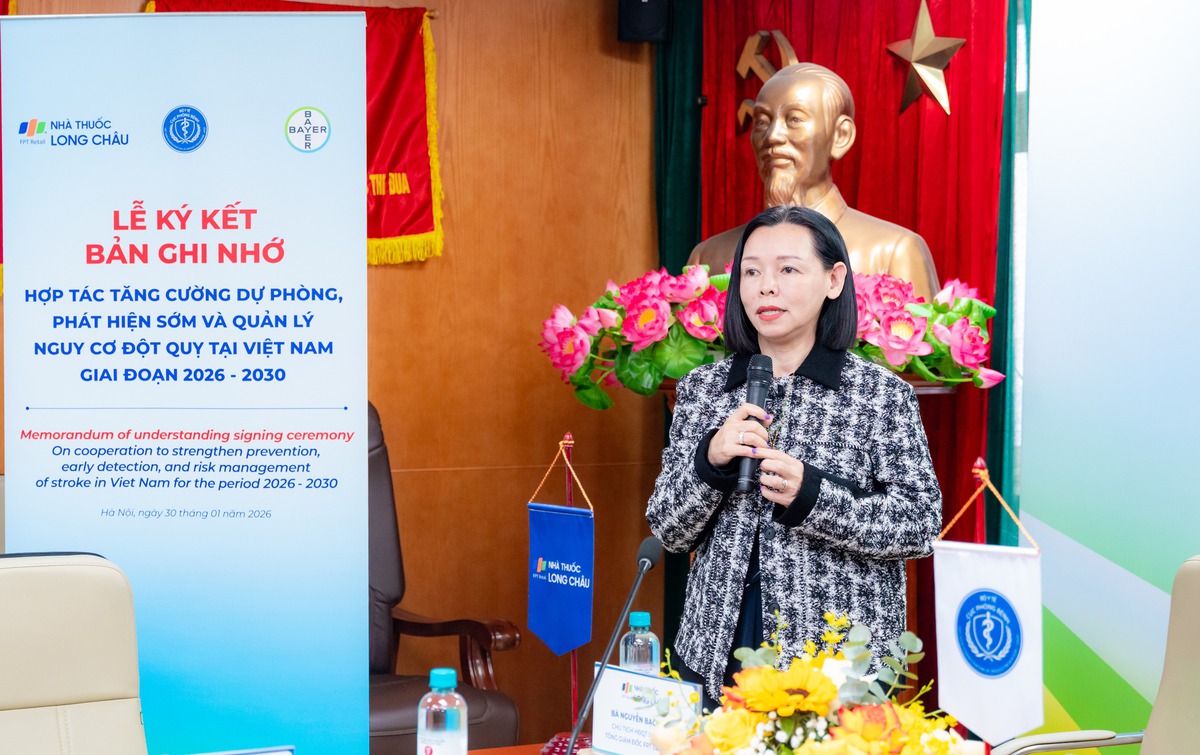 Hợp tác công - tư vì sức khỏe cộng đồng: Long Châu, Bayer và Cục Phòng bệnh chung tay phòng chống đột quỵ
- Ảnh 3.