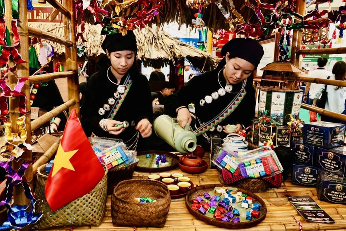 Quảng bá hình ảnh Việt Nam ra nước ngoài: Đặt nền móng sức mạnh mềm đến năm 2045- Ảnh 1. Quảng bá hình ảnh Việt Nam ra nước ngoài: Đặt nền móng sức mạnh mềm đến năm 2045- Ảnh 1.