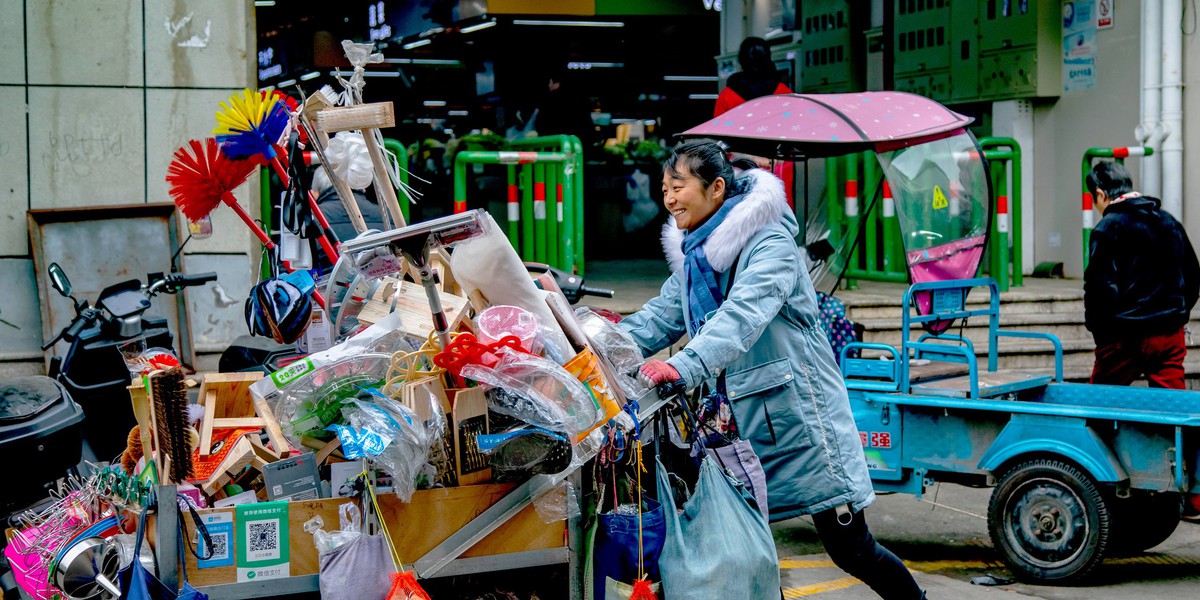 Người phụ nữ bán hàng xén và những trang văn "trục vớt" đời mình- Ảnh 8.
