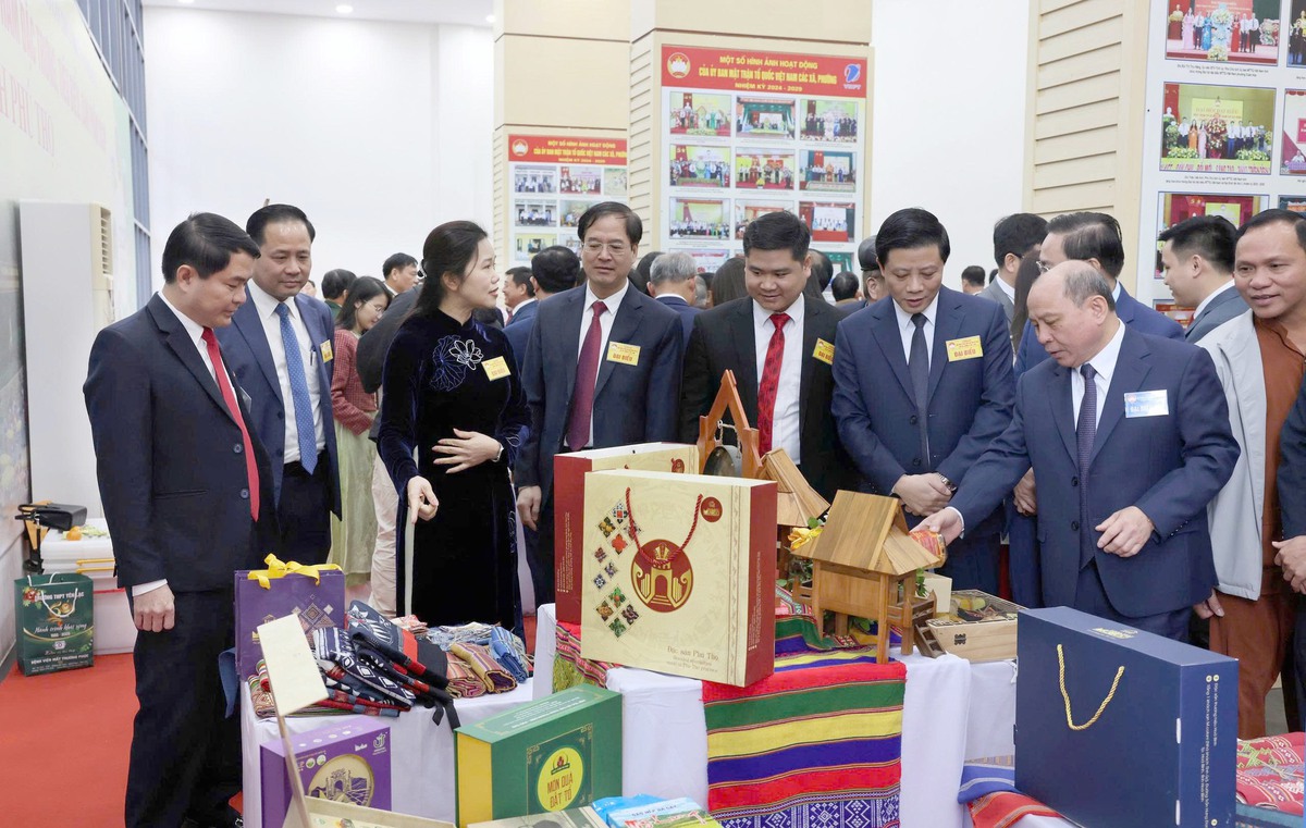 Ủy ban MTTQ Việt Nam tỉnh Phú Thọ tạo điểm tựa cho kinh tế tập thể bứt phá- Ảnh 1.