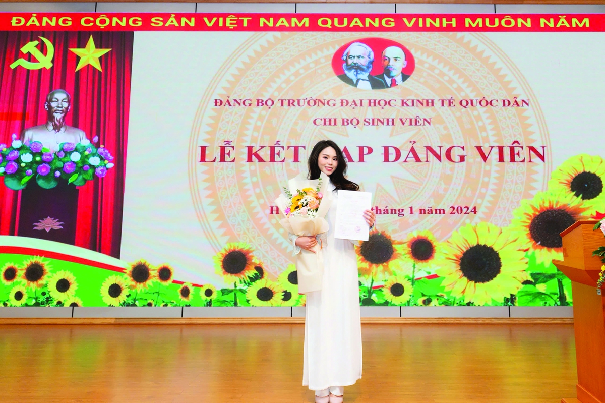 Lê Quỳnh Anh khi được kết nạp Đảng, tháng 1/2024