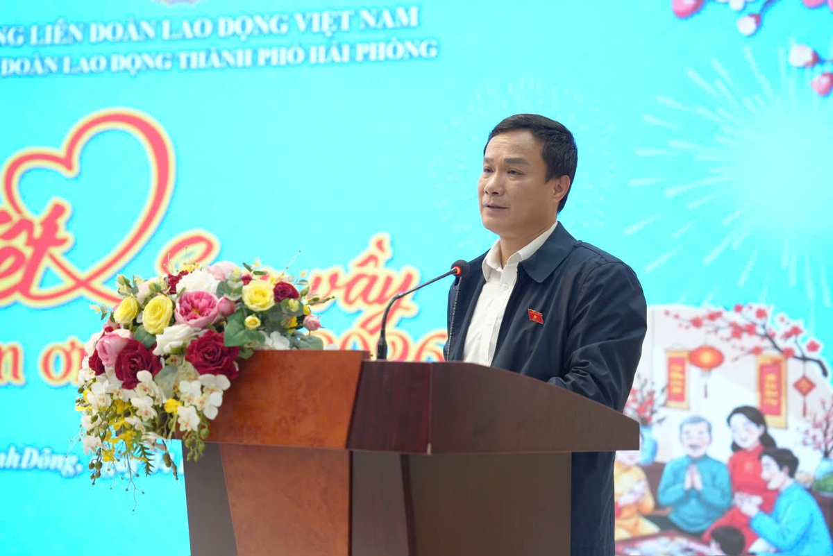 Nhiều suất quà Tết đến với công nhân, người lao động Hải Phòng- Ảnh 2.