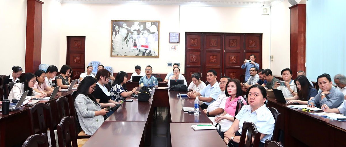 Báo chí cần làm nổi bật tầm quan trọng, ý nghĩa cuộc bầu cử đại biểu Quốc hội khóa XVI và HĐND các cấp- Ảnh 4.