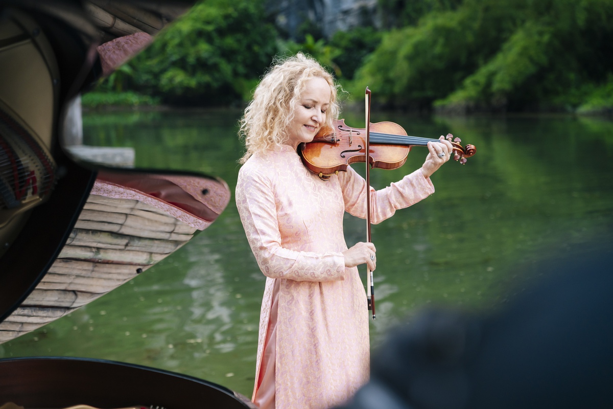 Hình ảnh trong MV