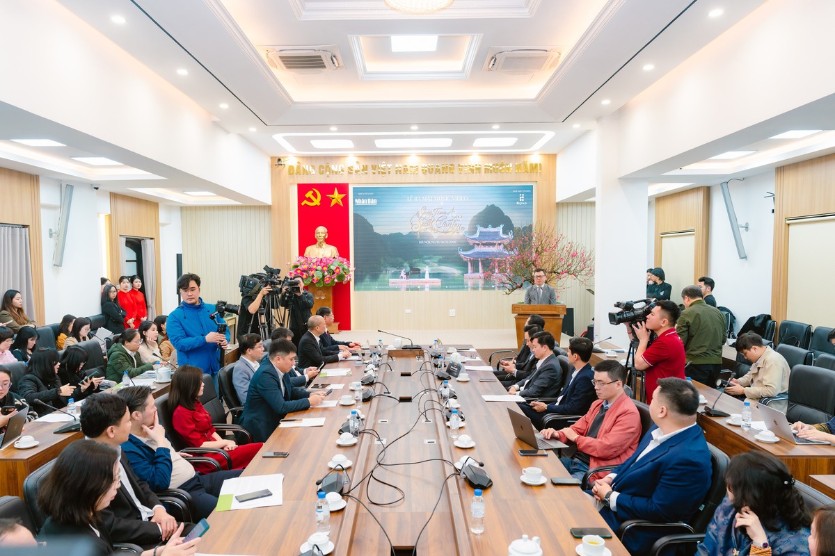 Lễ ra mắt MV “Song From A Secret Garden – Secret Garden in Vietnam”.