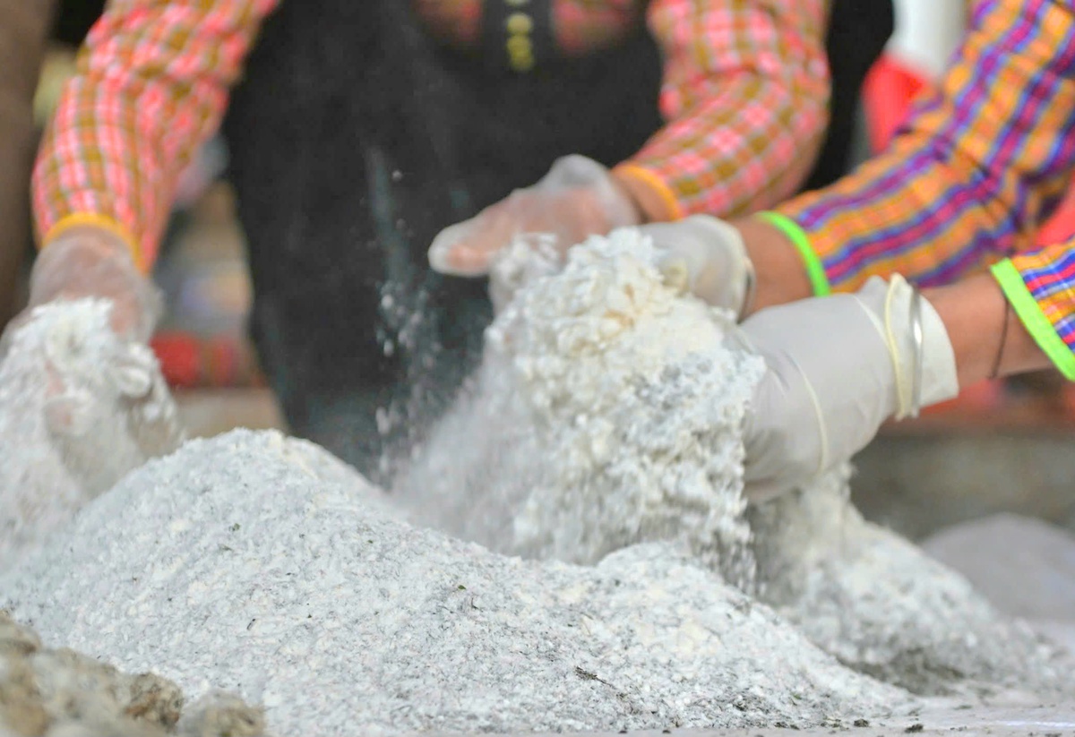 Độc đáo hương vị núi rừng trong bánh men lá đón Tết của đồng bào vùng cao- Ảnh 6.