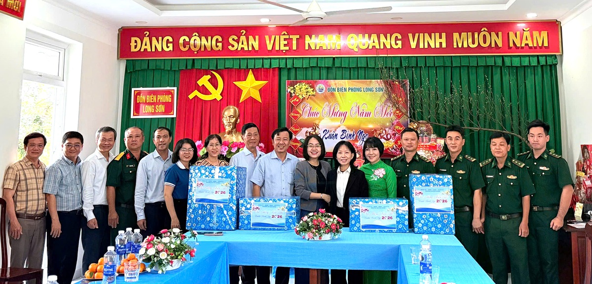 TPHCM: Đa dạng hoạt động chăm lo Tết cho người khó khăn- Ảnh 2.