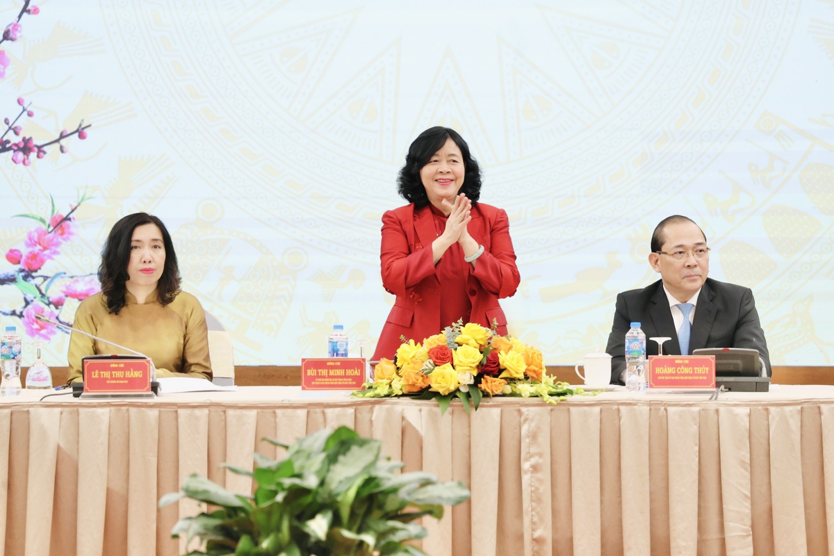 Mặt trận Tổ quốc Việt Nam vinh danh tập thể, cá nhân kiều bào tiêu biểu năm 2025- Ảnh 1.