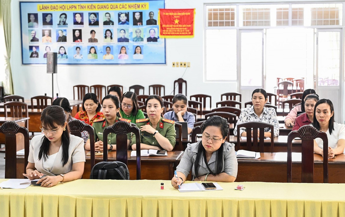 Giải pháp nâng cao năng lực cho nữ ứng cử viên đại biểu HĐND- Ảnh 3.