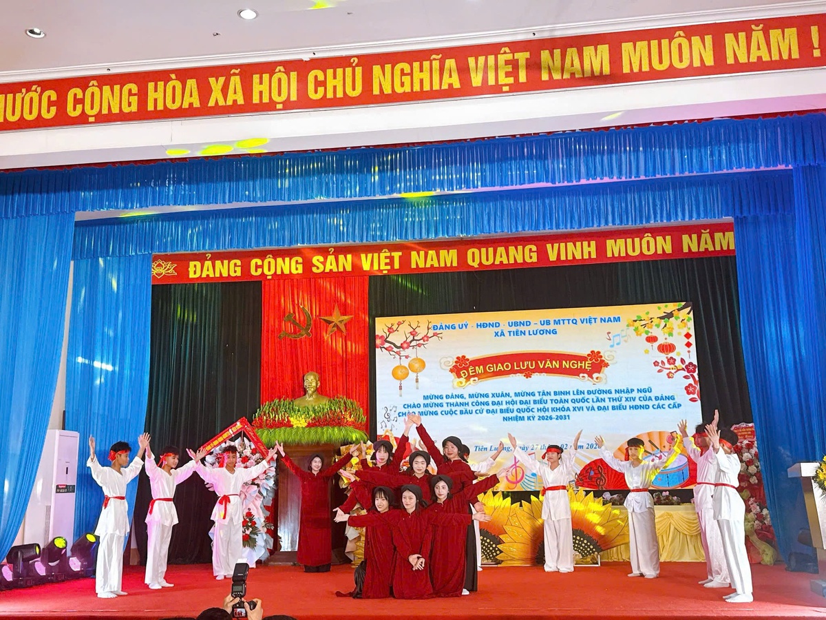 Phụ nữ vùng cao Phú Thọ rộn ràng đón chờ ngày bầu cử- Ảnh 2.