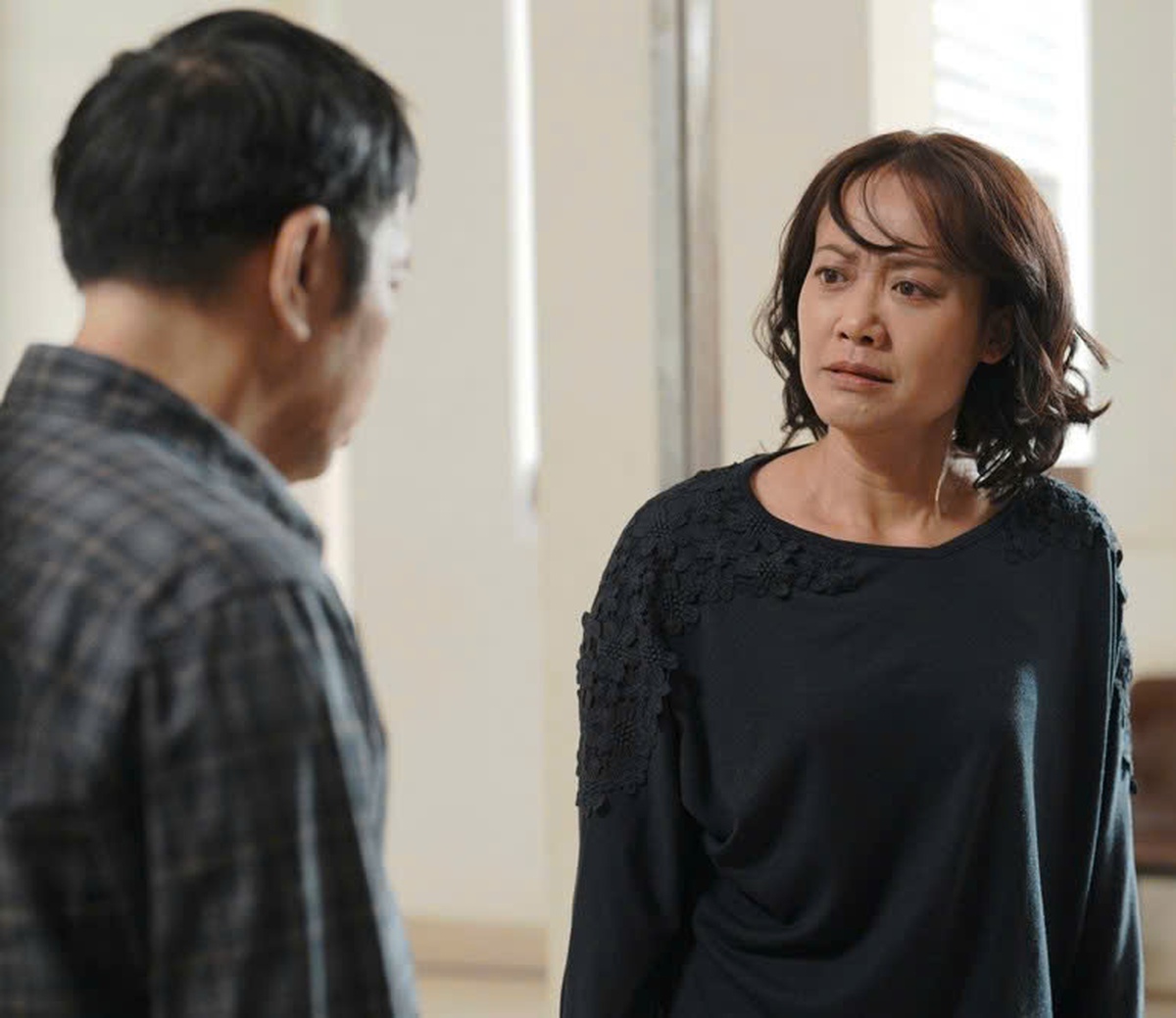 Đạo diễn Võ Thạch Thảo: "Anh hùng đôi khi là những người thầm lặng phía sau ống kính"- Ảnh 1. Đạo diễn Võ Thạch Thảo: "Anh hùng đôi khi là những người thầm lặng phía sau ống kính"- Ảnh 1.