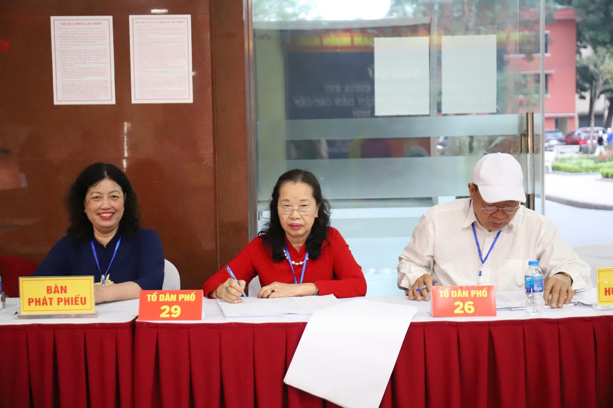 Cả nước rộn ràng bước vào Ngày bầu cử- Ảnh 21. Cả nước rộn ràng bước vào Ngày bầu cử- Ảnh 21.