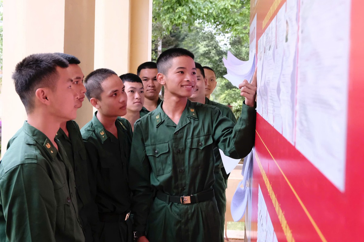 5 khu vực bỏ phiếu sớm tại Lâm Đồng hoàn thành bầu cử- Ảnh 2.