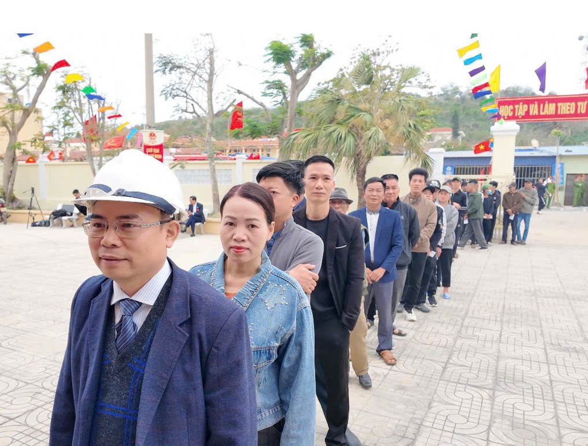 Hải Phòng: Cử tri đặc khu Bạch Long Vĩ bầu cử sớm- Ảnh 1.