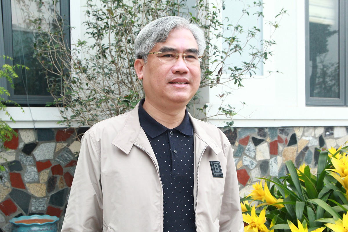 Cử tri nhiều thế hệ hào hứng trong ngày bầu cử- Ảnh 3.