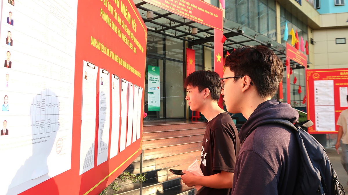 TPHCM: Gần 22.000 cử tri là sinh viên thực hiện quyền công dân- Ảnh 7.