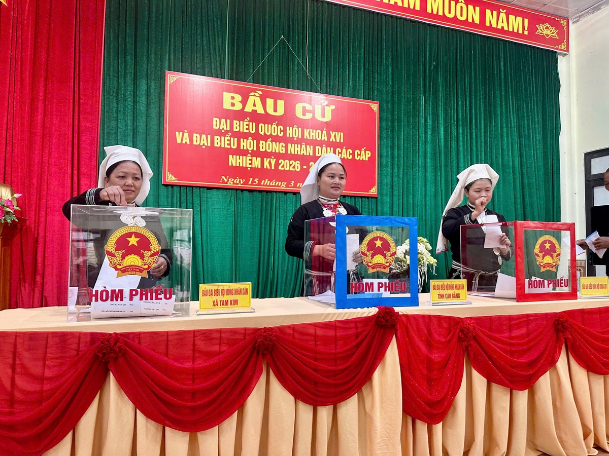 Cử tri các dân tộc thiểu số tỉnh Cao Bằng rộn ràng đi bầu cử- Ảnh 6. Cử tri các dân tộc thiểu số tỉnh Cao Bằng rộn ràng đi bầu cử- Ảnh 6.