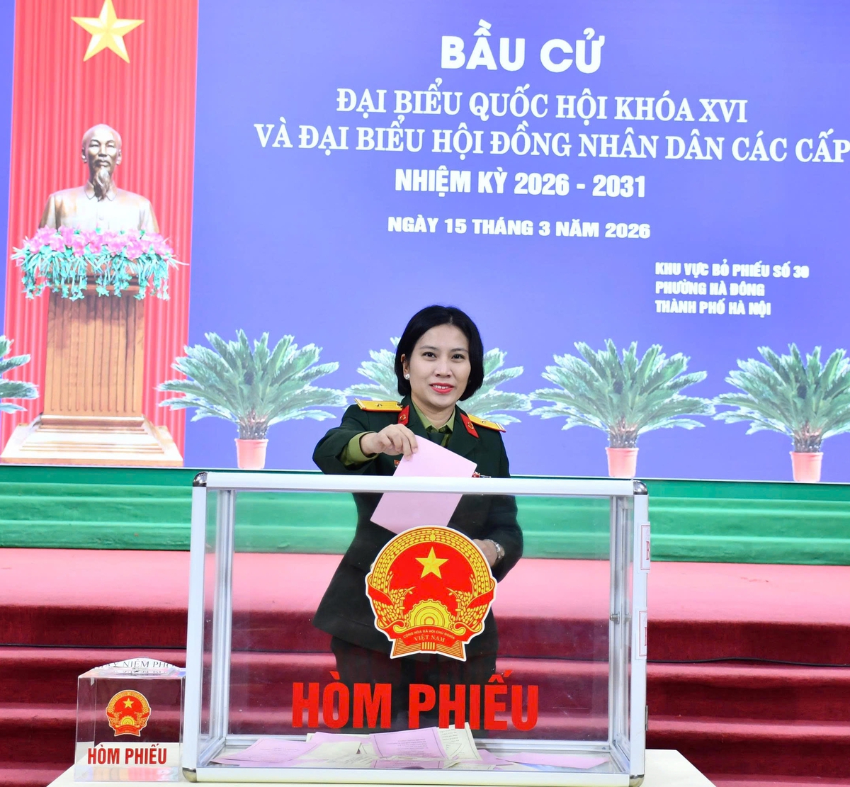 Sinh viên Học viện Quân y: Vinh dự và tự hào lần đầu đi bầu cử- Ảnh 5.