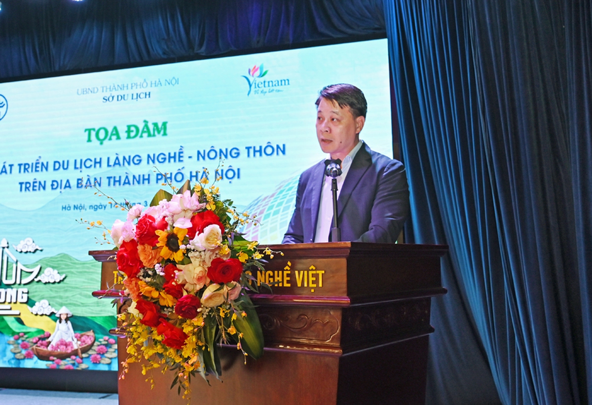 Bát Tràng: Từ làng nghề trăm năm đến điểm hẹn du lịch trải nghiệm- Ảnh 1.