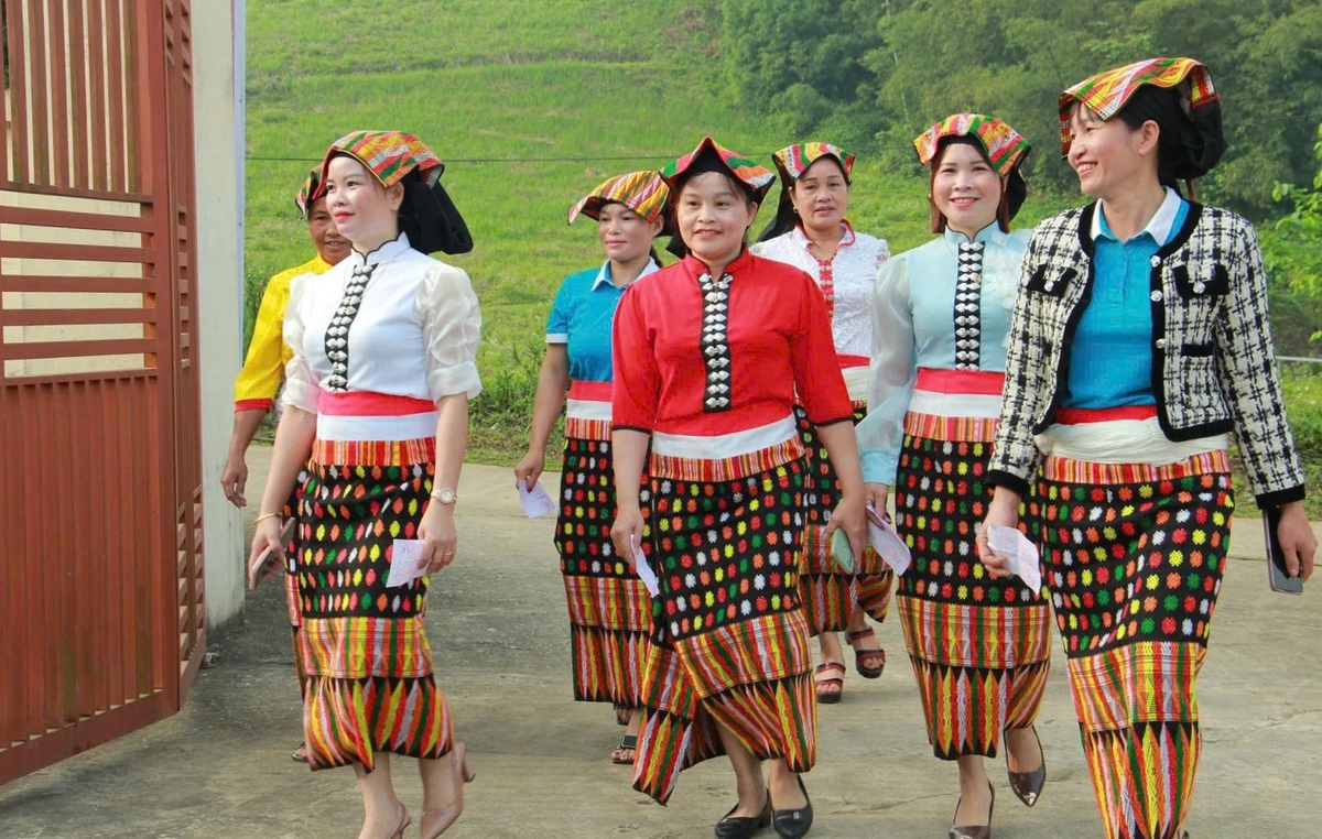 Thanh Hóa: Khoảng 1,4 triệu nữ cử tri tham gia bầu cử- Ảnh 1. Thanh Hóa: Khoảng 1,4 triệu nữ cử tri tham gia bầu cử- Ảnh 1.