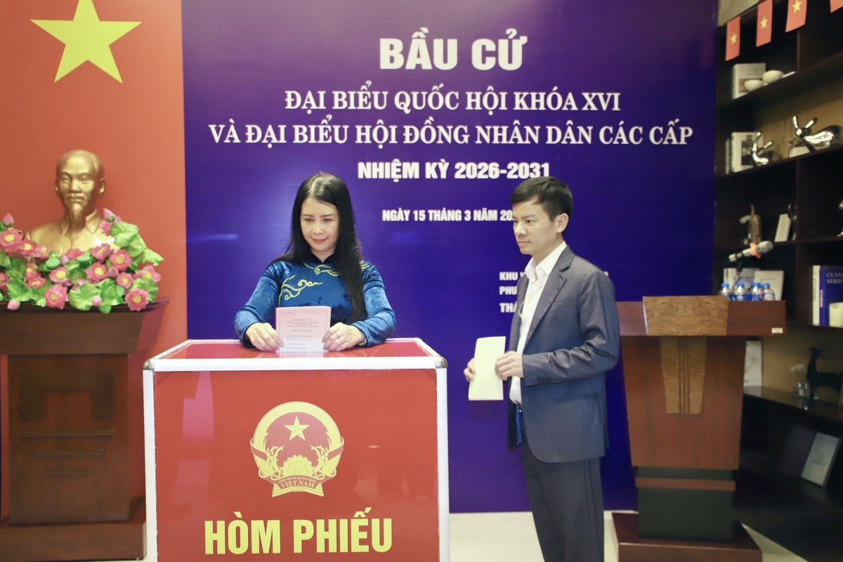 Phụ nữ cả nước nô nức đi bầu cử- Ảnh 8.