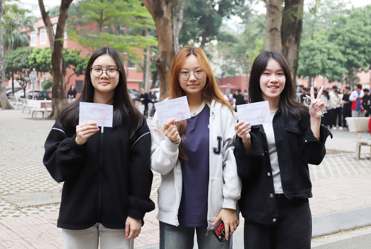 Niềm tự hào của những cử tri trẻ trong ngày hội non sông- Ảnh 3.