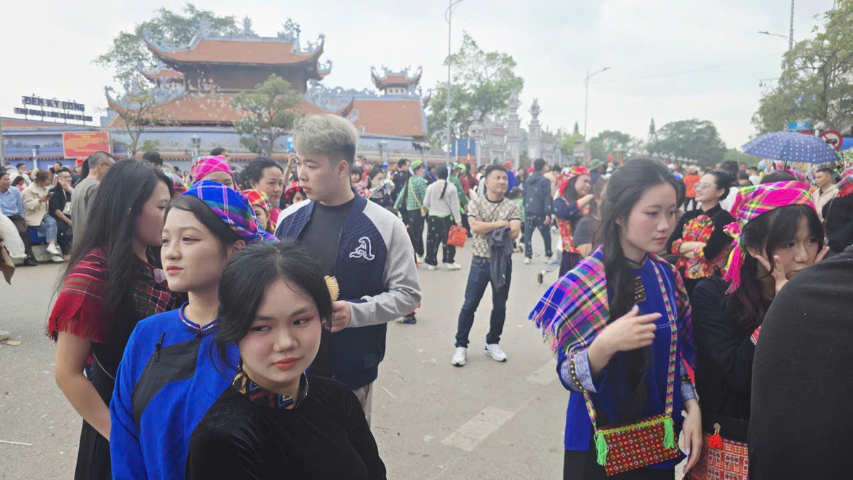 Hàng vạn người dự Lễ hội đường phố lớn nhất Lạng Sơn - Ảnh 12.