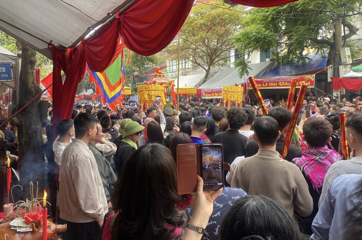 Hàng vạn người dự Lễ hội đường phố lớn nhất Lạng Sơn - Ảnh 9.