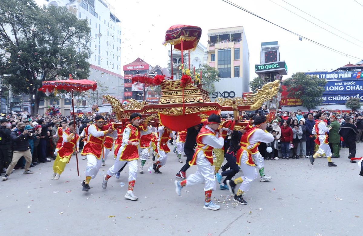Hàng vạn người dự Lễ hội đường phố lớn nhất Lạng Sơn - Ảnh 5.