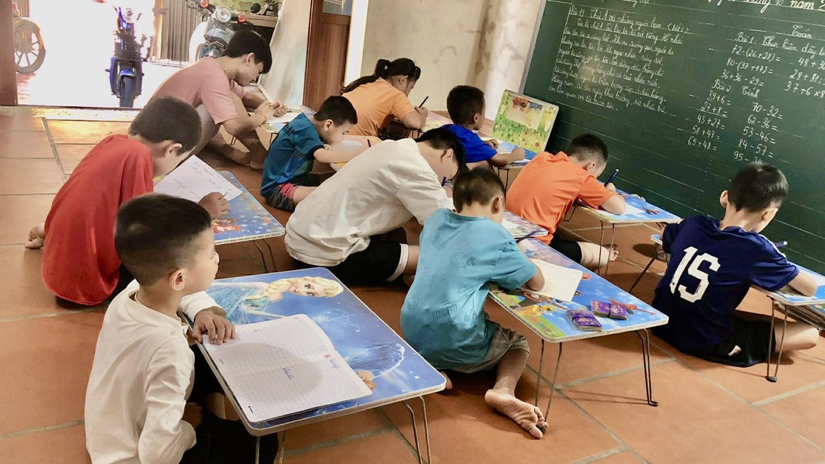 “Tôi sống bằng tình yêu của các em nhỏ”- Ảnh 2. “Tôi sống bằng tình yêu của các em nhỏ”- Ảnh 2.