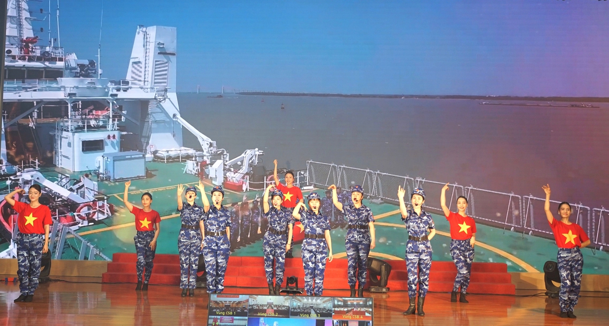 Lần đầu tiên trao tặng Giải thưởng Phụ nữ Cảnh sát biển Việt Nam - Ảnh 3.