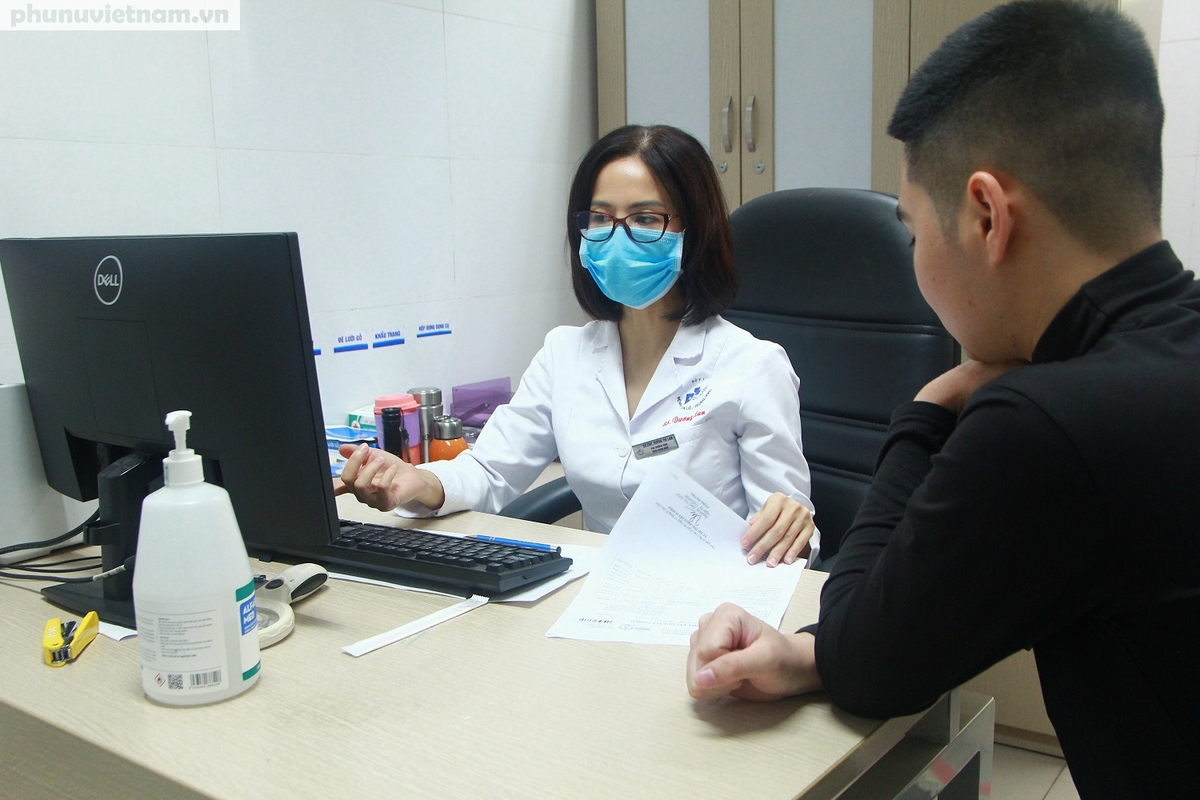 Thời tiết nồm ẩm, nhiều người “khốn khổ” vì bệnh da liễu- Ảnh 1.